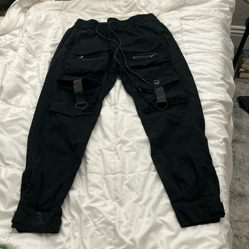 Culture Kings. Black cargo pants. 29 inch inseam.
